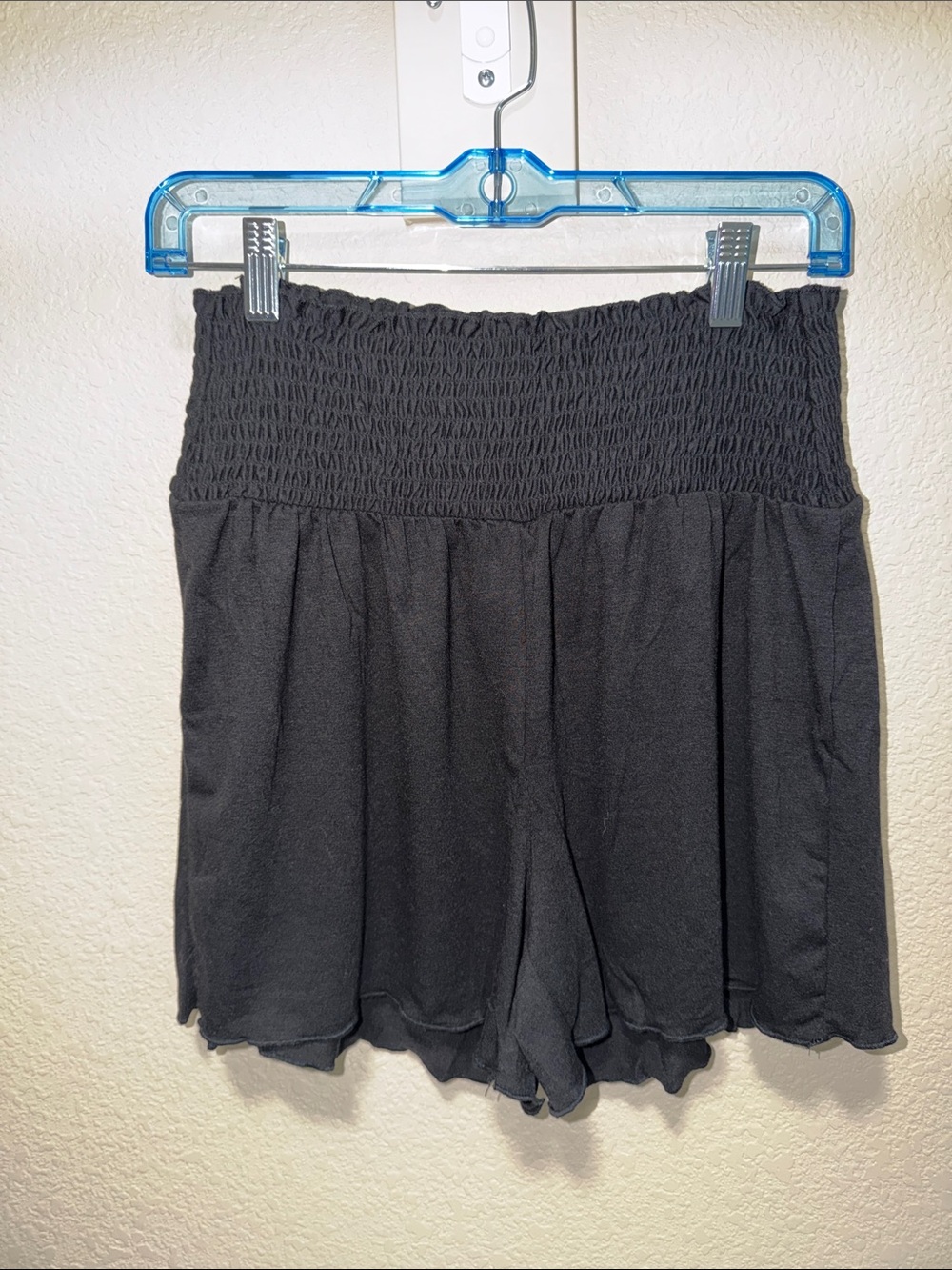 Zenana Outfitters Black Smocked High Waist Women's Shorts